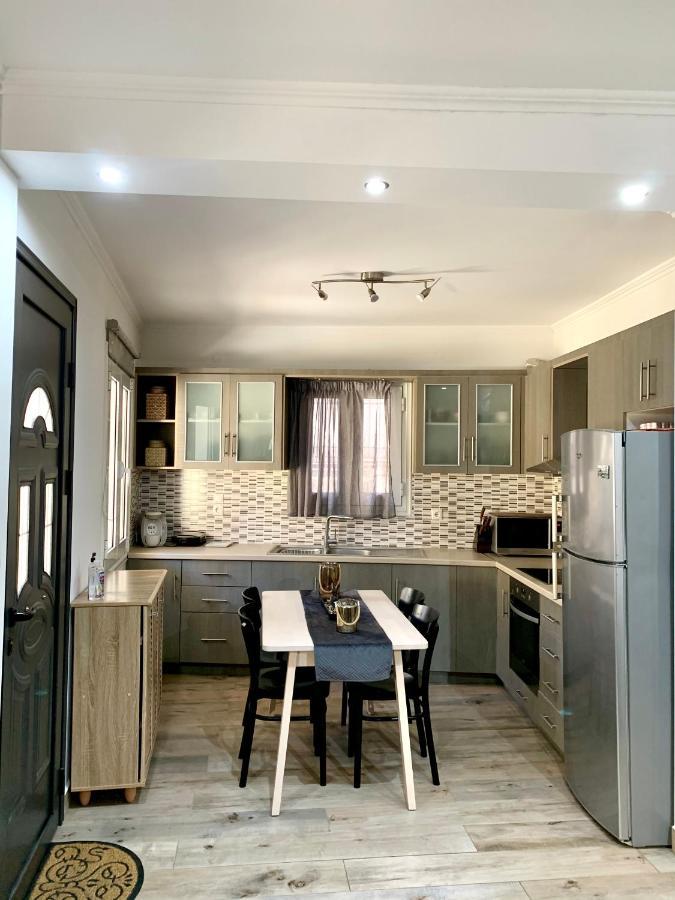 Leo'S City Apartment Lefkada City Bagian luar foto